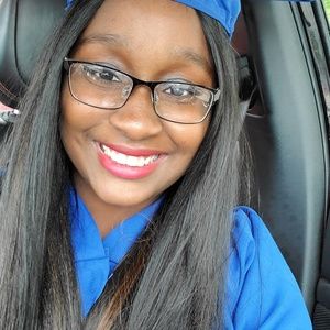 Meet your Posher, Renea